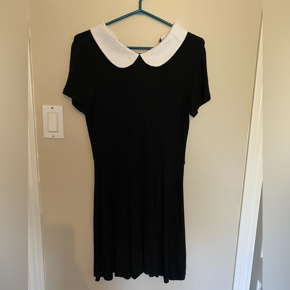 Disturbia Addams Dress in black and white - Picture 2 of 6